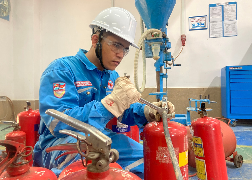 TTAT Vietsov - Trung tâm An toàn và Bảo vệ Môi trường Vietsovpetro TTAT Vietsov - Trung tâm An toàn và Bảo vệ Môi trường Vietsovpetro