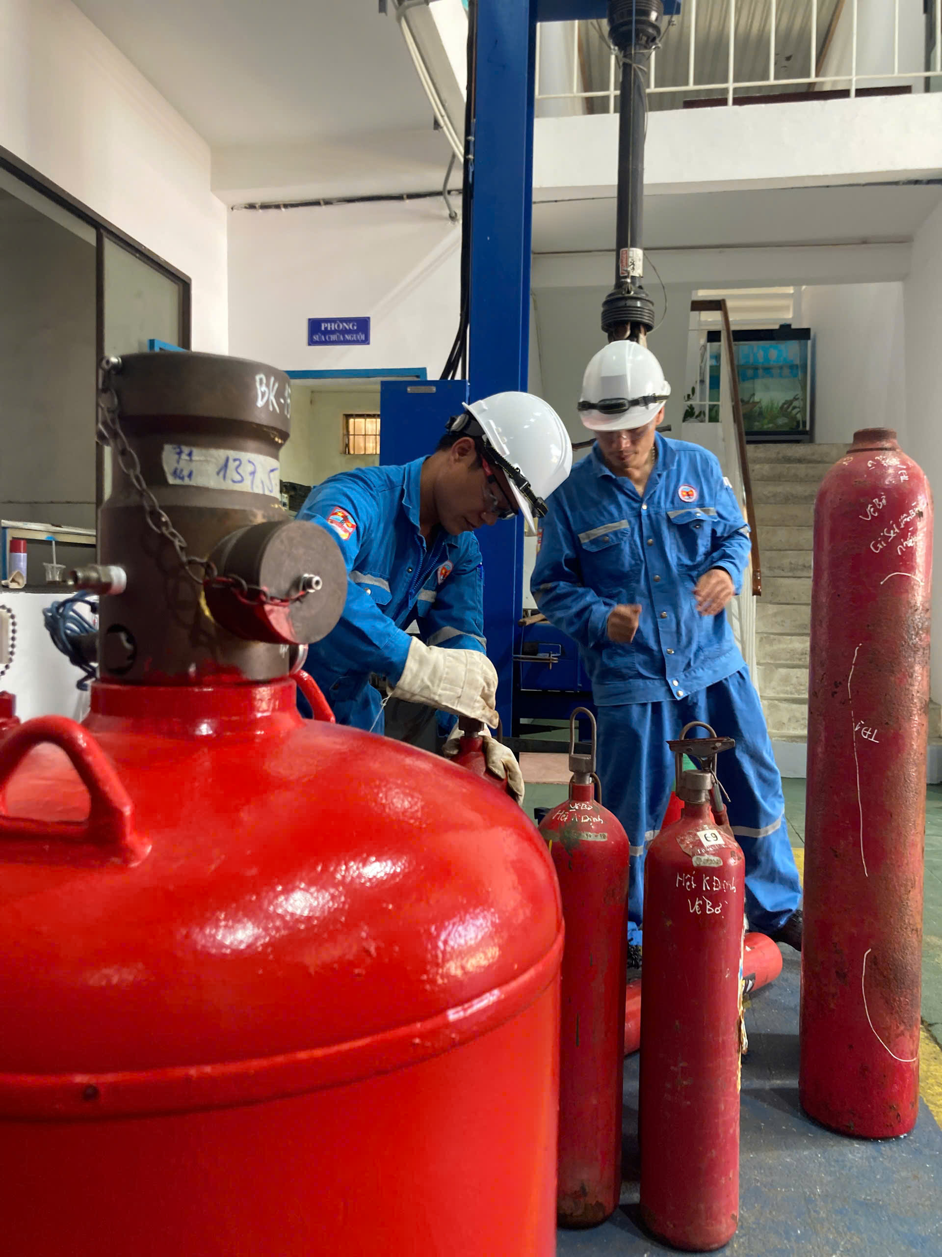 TTAT Vietsov - Trung tâm An toàn và Bảo vệ Môi trường Vietsovpetro Dịch Vụ Xưởng Sửa Chữa Thiết Bị Chuyên Dụng – TTAT-BVMT TTAT Vietsov - Trung tâm An toàn và Bảo vệ Môi trường Vietsovpetro Dịch Vụ Xưởng Sửa Chữa Thiết Bị Chuyên Dụng – TTAT-BVMT