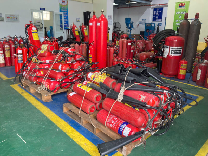 TTAT Vietsov - Trung tâm An toàn và Bảo vệ Môi trường Vietsovpetro Dịch Vụ Bảo Dưỡng Bình Chữa Cháy Xách Tay Và Xe Đẩy TTAT Vietsov - Trung tâm An toàn và Bảo vệ Môi trường Vietsovpetro Dịch Vụ Bảo Dưỡng Bình Chữa Cháy Xách Tay Và Xe Đẩy