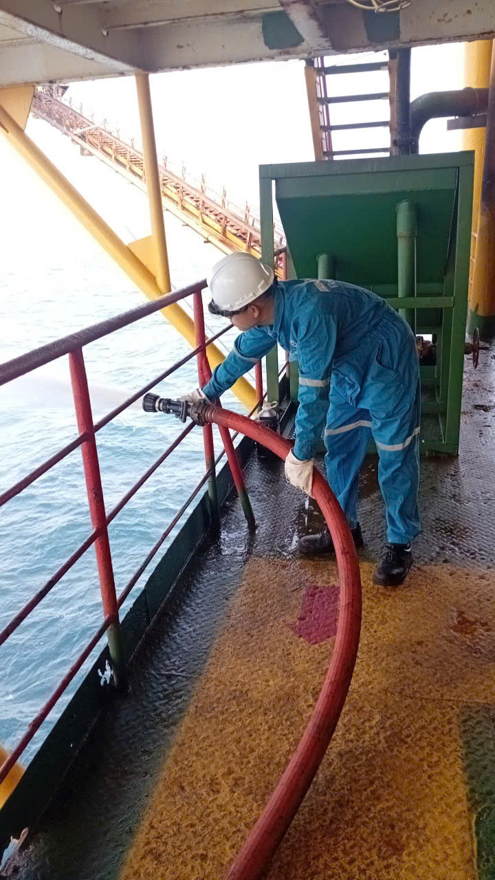 TTAT Vietsov - Trung tâm An toàn và Bảo vệ Môi trường Vietsovpetro Bảo dưỡng hệ thống PCCC ngoài khơi – Tổ chức dịch vụ từ hiện trường đến Xưởng TTAT Vietsov - Trung tâm An toàn và Bảo vệ Môi trường Vietsovpetro Bảo dưỡng hệ thống PCCC ngoài khơi – Tổ chức dịch vụ từ hiện trường đến Xưởng