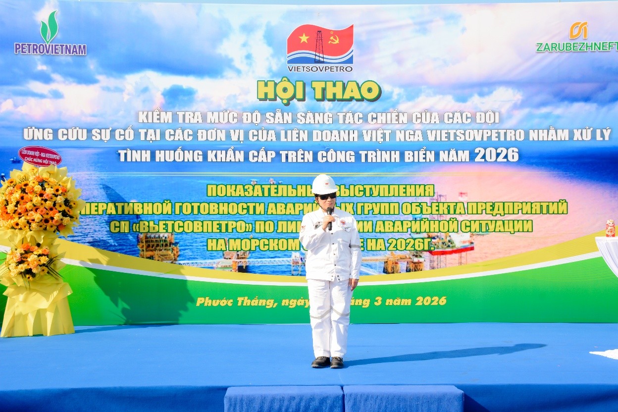 TTAT Vietsov - Trung tâm An toàn và Bảo vệ Môi trường Vietsovpetro VIETSOVPETRO TỔ CHỨC THÀNH CÔNG HỘI THAO ỨNG PHÓ SỰ CỐ TRÊN CÔNG TRÌNH BIỂN KHẲNG ĐỊNH NĂNG LỰC SẴN SÀNG TRONG MÔI TRƯỜNG DẦU KHÍ TTAT Vietsov - Trung tâm An toàn và Bảo vệ Môi trường Vietsovpetro VIETSOVPETRO TỔ CHỨC THÀNH CÔNG HỘI THAO ỨNG PHÓ SỰ CỐ TRÊN CÔNG TRÌNH BIỂN KHẲNG ĐỊNH NĂNG LỰC SẴN SÀNG TRONG MÔI TRƯỜNG DẦU KHÍ