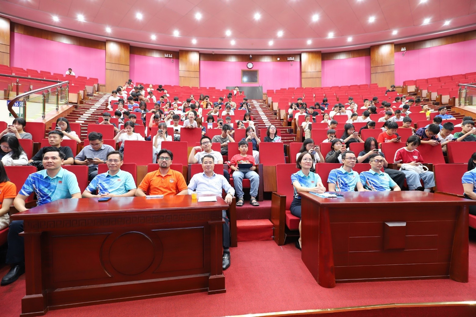 TTAT Vietsov - Trung tâm An toàn và Bảo vệ Môi trường Vietsovpetro Vietsovpetro tổ chức thành công Lớp Kỹ năng An toàn số cho 150 con CBCNV