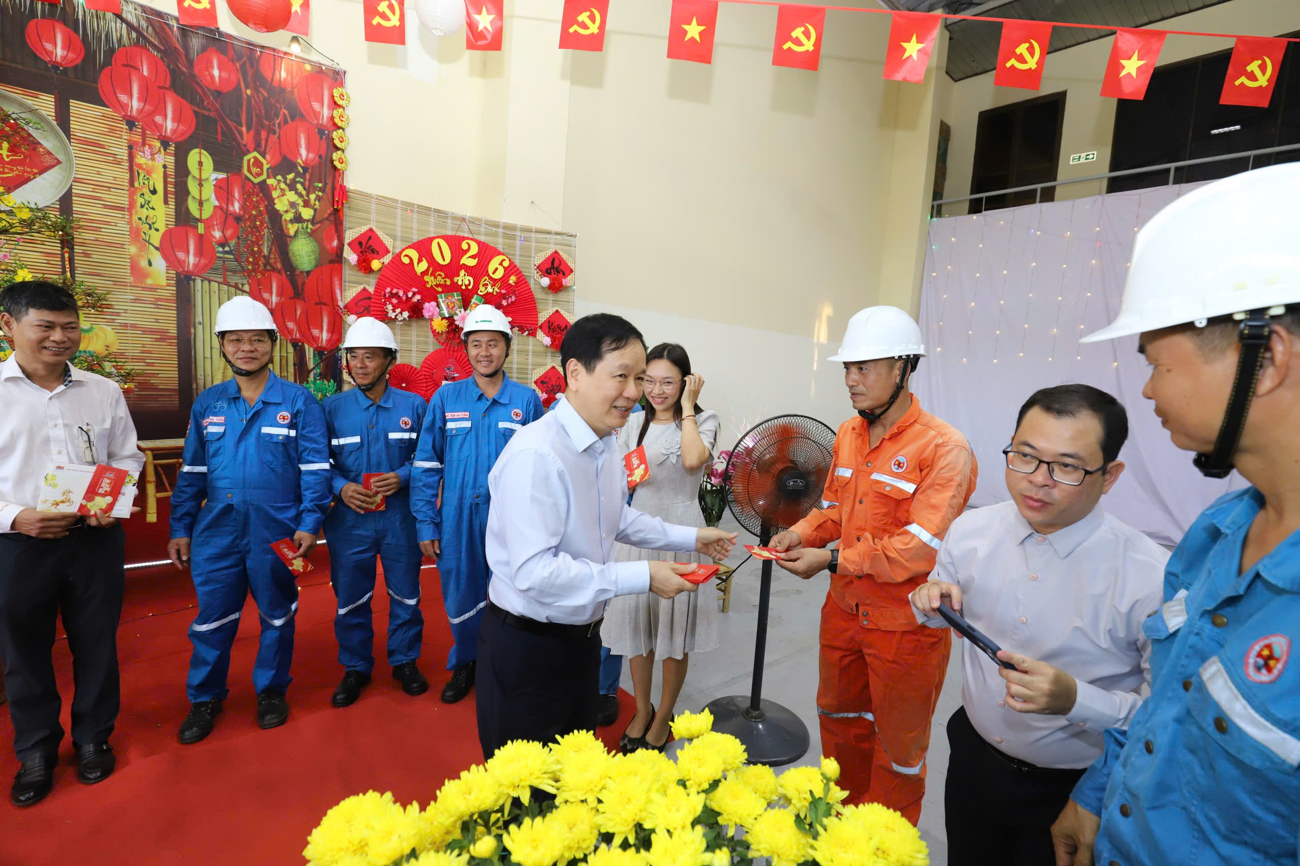 TTAT Vietsov - Trung tâm An toàn và Bảo vệ Môi trường Vietsovpetro Dấu ấn 6 tháng đầu năm 2026: TTAT&BVMT lan tỏa văn hóa đoàn kết, đổi mới và trách nhiệm
